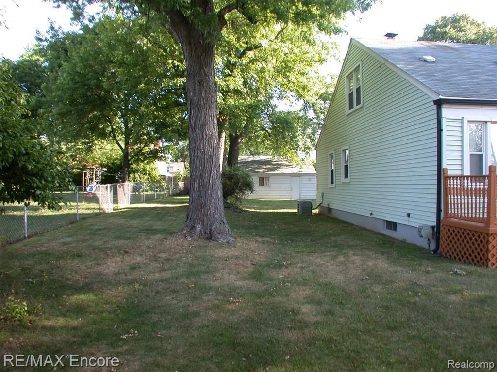 85 East Rutgers Avenue Pontiac, MI 48340 - Photo 41 of 48 DSCN6242.JPG