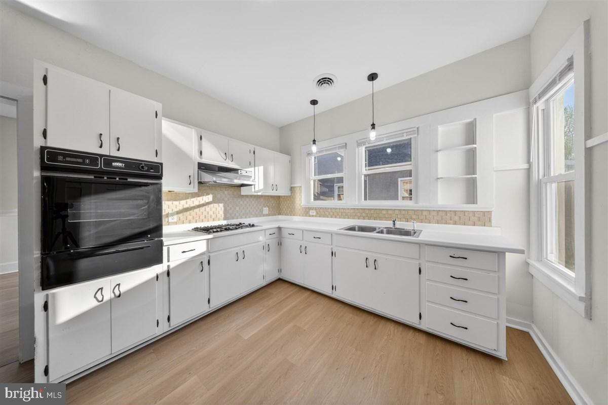 615 13th Street New Castle, DE 19720 - Photo 5 of 31