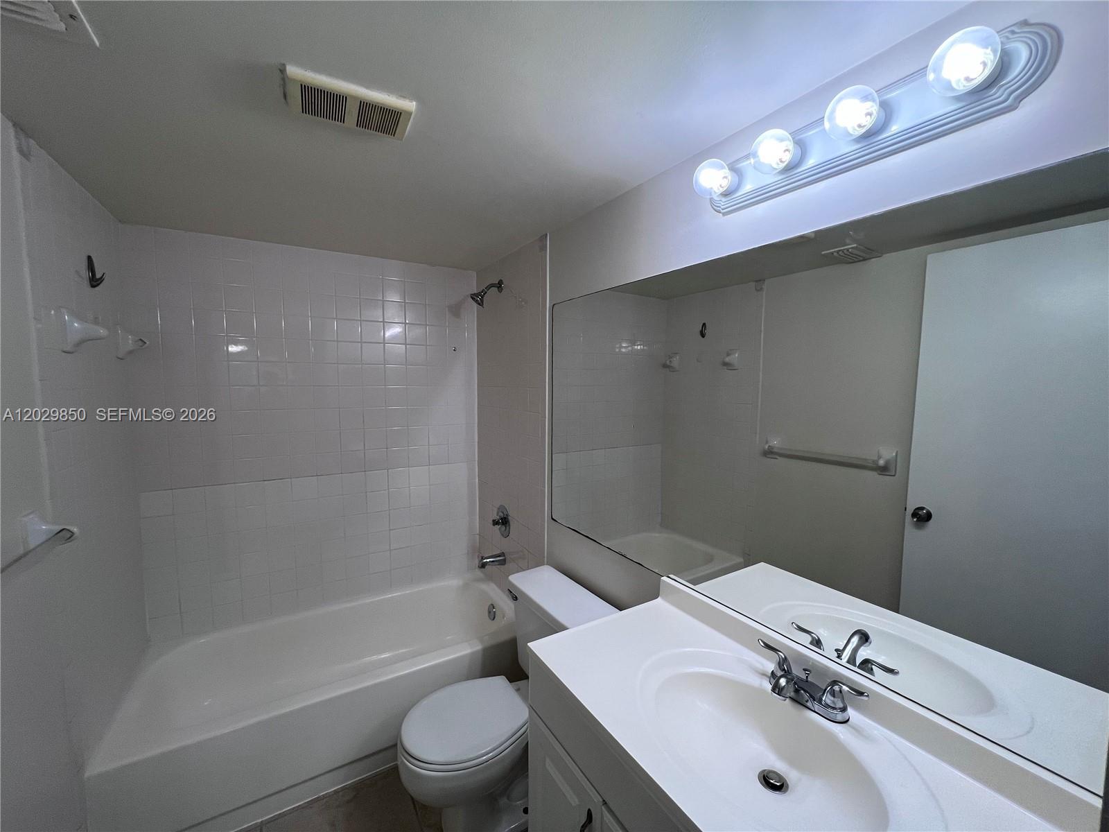 640 South Park Road, Unit 144 Hollywood, FL 33021 - Photo 9 of 20