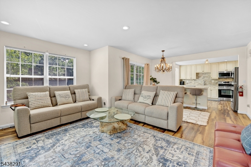 810 Plymouth Road North Brunswick, NJ 08902 - Photo 15 of 46