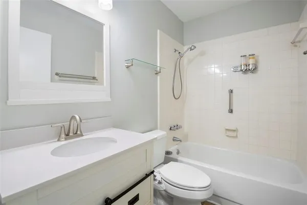 $139,900 | 1904 Canterbury Lane, Unit 13, Sun City Center, FL 33573