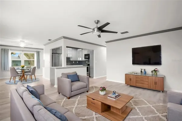 $139,900 | 1904 Canterbury Lane, Unit 13, Sun City Center, FL 33573