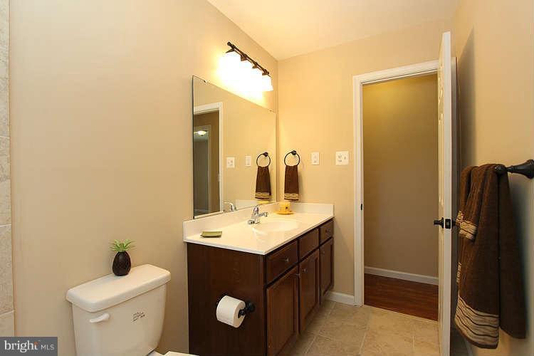 1193 Hampton Road Annapolis, MD 21409 - Photo 22 of 30 Bath