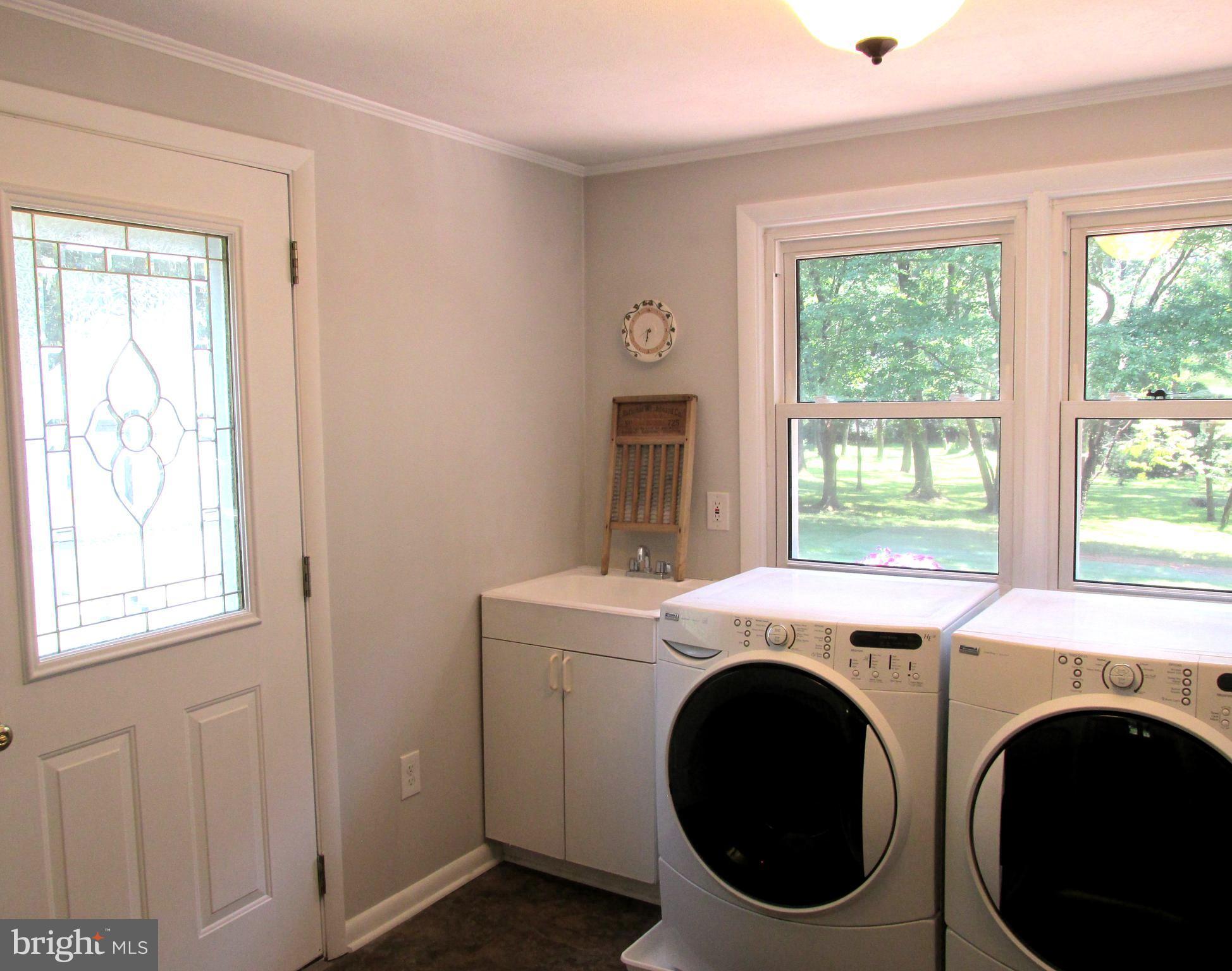 1508 Overhill Road West Chester, PA 19382 - Photo 26 of 59 Laundry room