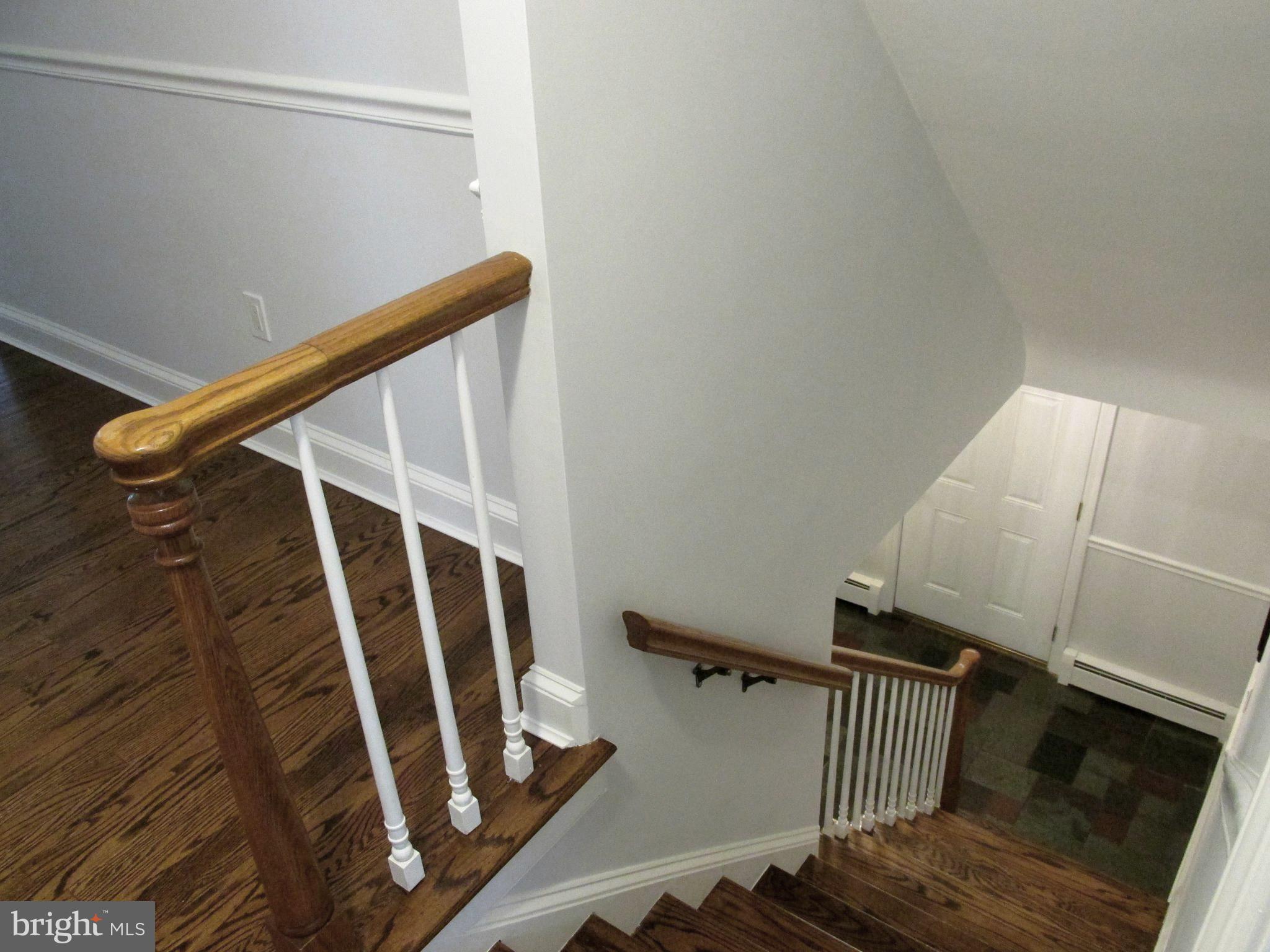 1508 Overhill Road West Chester, PA 19382 - Photo 34 of 59 upstairs hall and entry