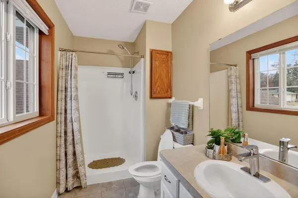 $460,000 | 696 79th Street West, Lino Lakes, MN 55014