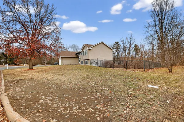 $460,000 | 696 79th Street West, Lino Lakes, MN 55014