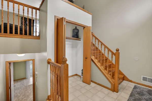 $460,000 | 696 79th Street West, Lino Lakes, MN 55014