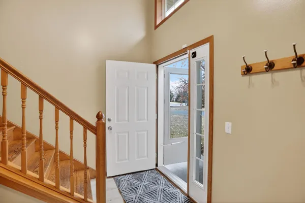 $460,000 | 696 79th Street West, Lino Lakes, MN 55014