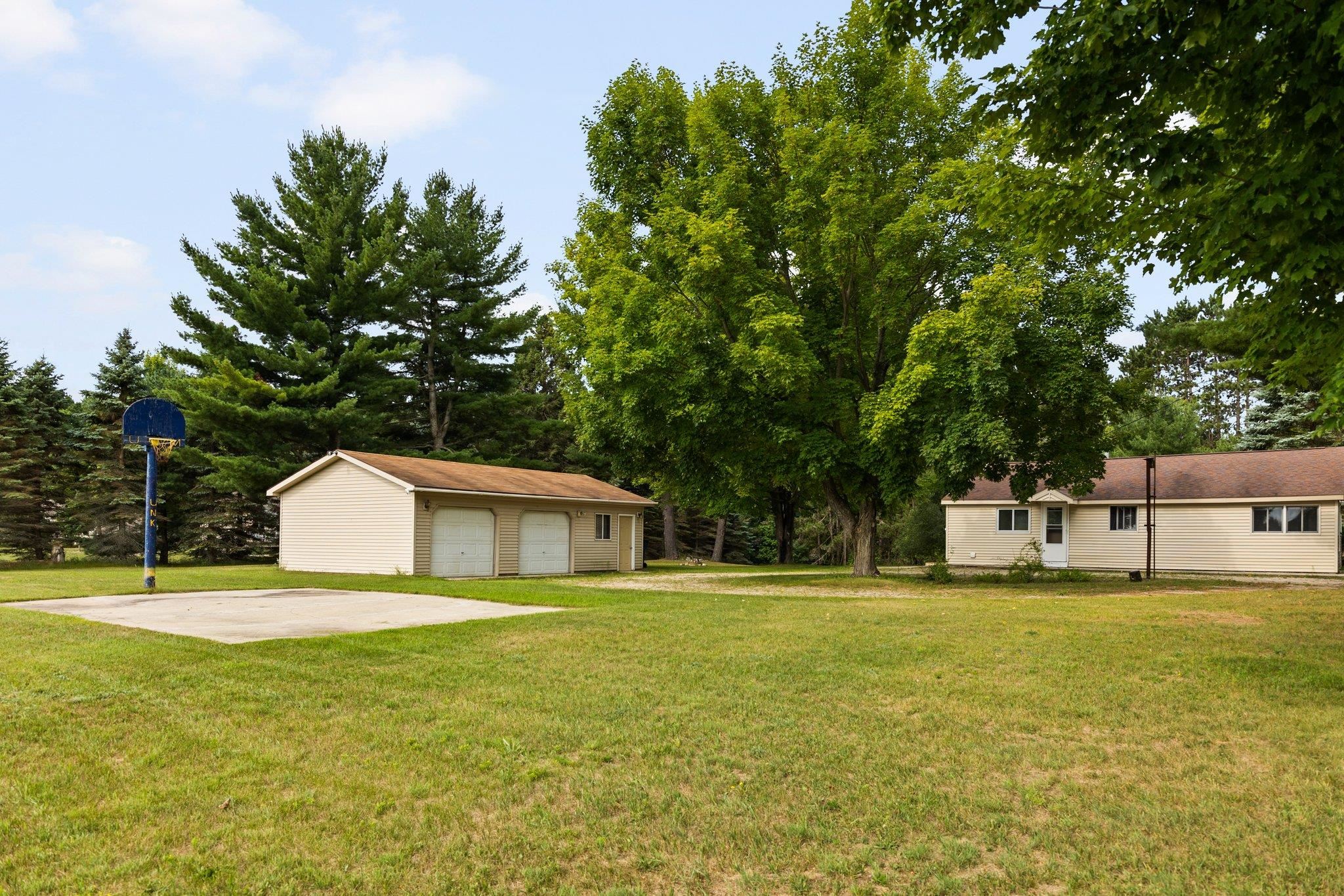 9719 Cedar Run Road Traverse City, MI 49685 - Photo 9 of 29
