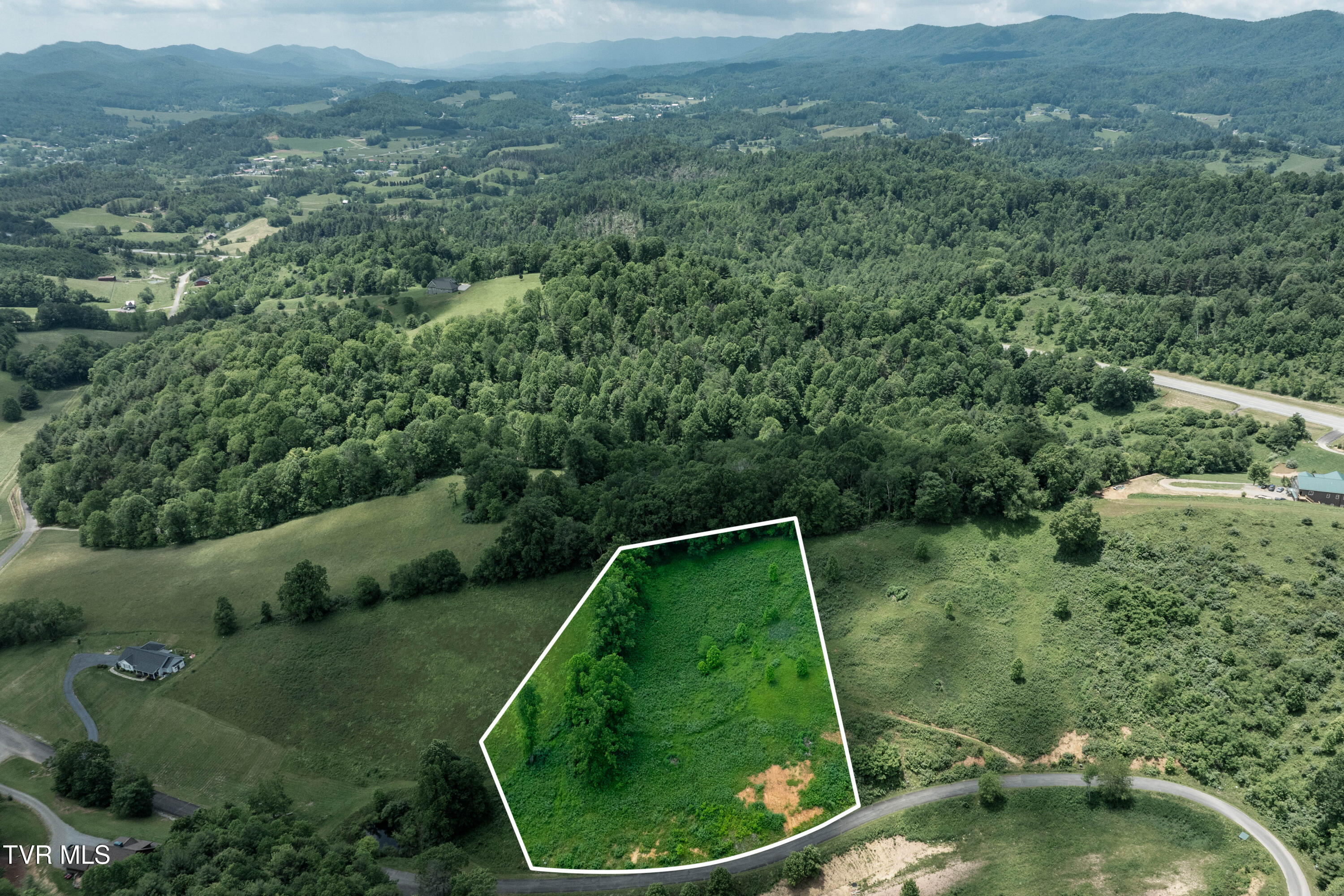 Tbd Ridgeview Drive, Unit 8 9 AND 10 Mountain City, TN 37683 - Photo 13 of 43 TBD Ridgeview Dr (3 of 43)