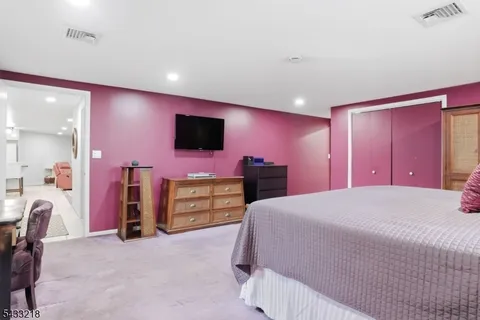 $1,399,000 | 1 Timber Rock Court, Cedar Grove, NJ 07009