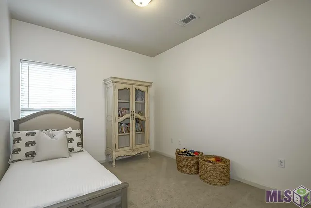 $2,100 | 40326 Creekway Cove Court, Gonzales, LA 70737