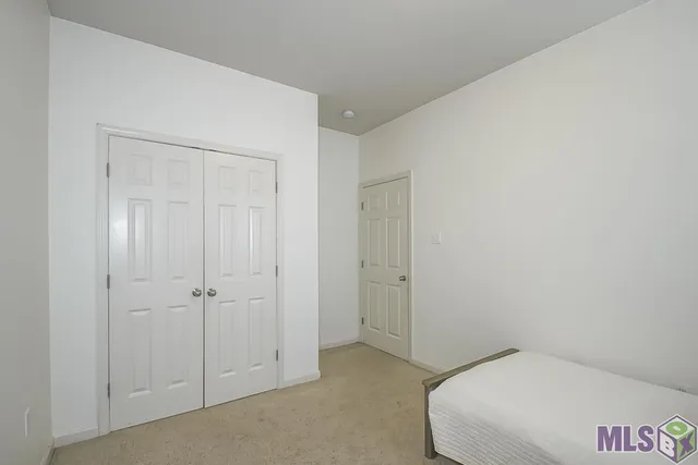 $2,100 | 40326 Creekway Cove Court, Gonzales, LA 70737