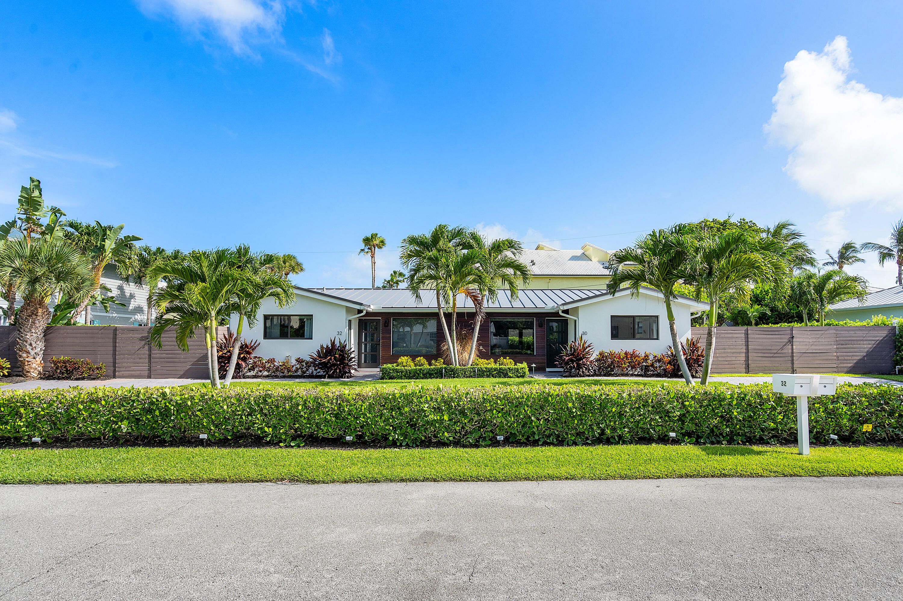 30 Hersey Drive Ocean Ridge, FL 33435 - Photo 2 of 37 001-30HerseyDrive-BoyntonBeach-FL-33435-