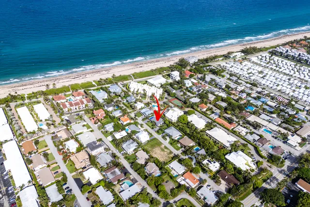 a view of sky from window