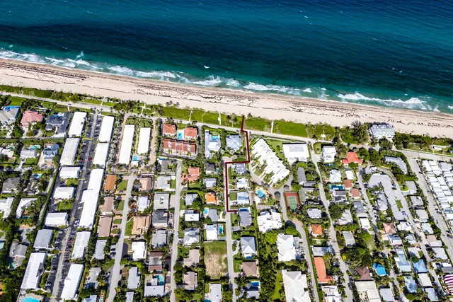 a view of a room with lots of lights