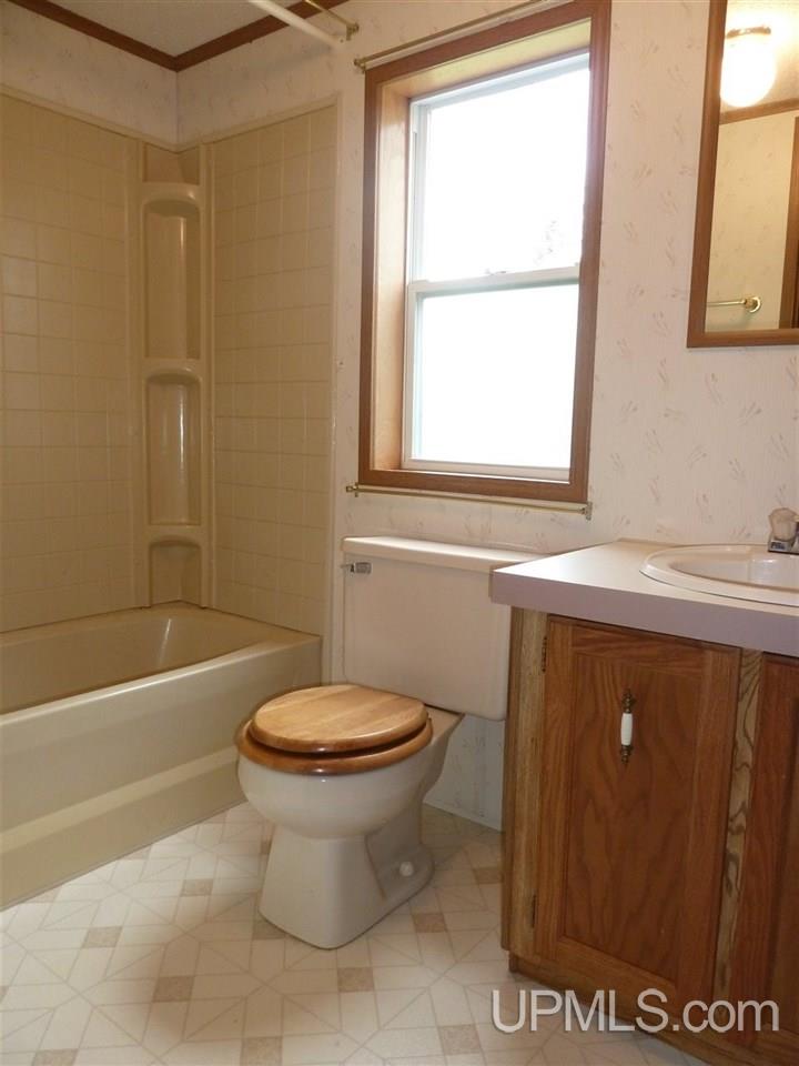 16495 Torro Road Chassell, MI 49916 - Photo 12 of 21 Gallery Image 12