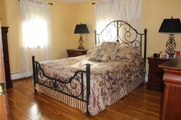 4 Reo Road Peabody, MA 01960 - Photo 10 of 21 Gallery Image 10