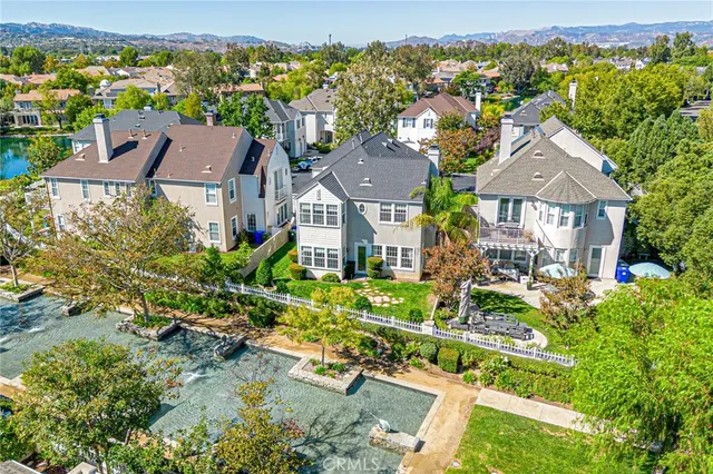 $1,098,000 | 27104 Breakers Cove, Valencia, CA 91355