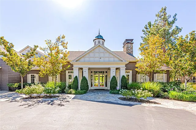 $1,098,000 | 27104 Breakers Cove, Valencia, CA 91355