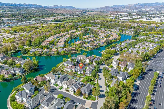 $1,098,000 | 27104 Breakers Cove, Valencia, CA 91355