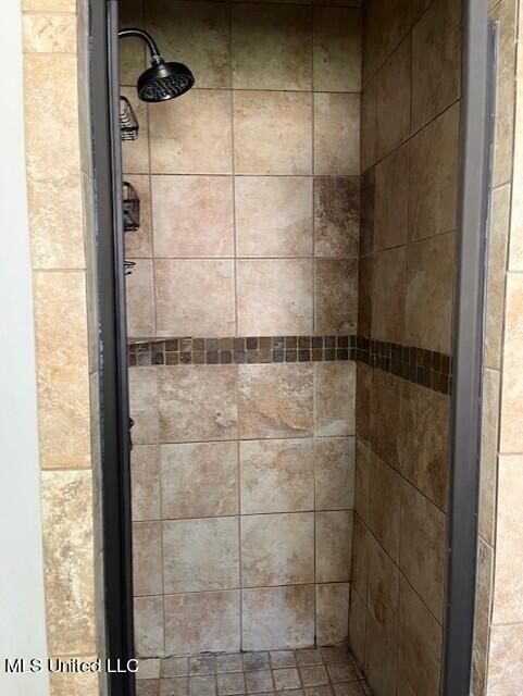 574 Turtle Lane Brandon, MS 39047 - Photo 21 of 27 Primary shower