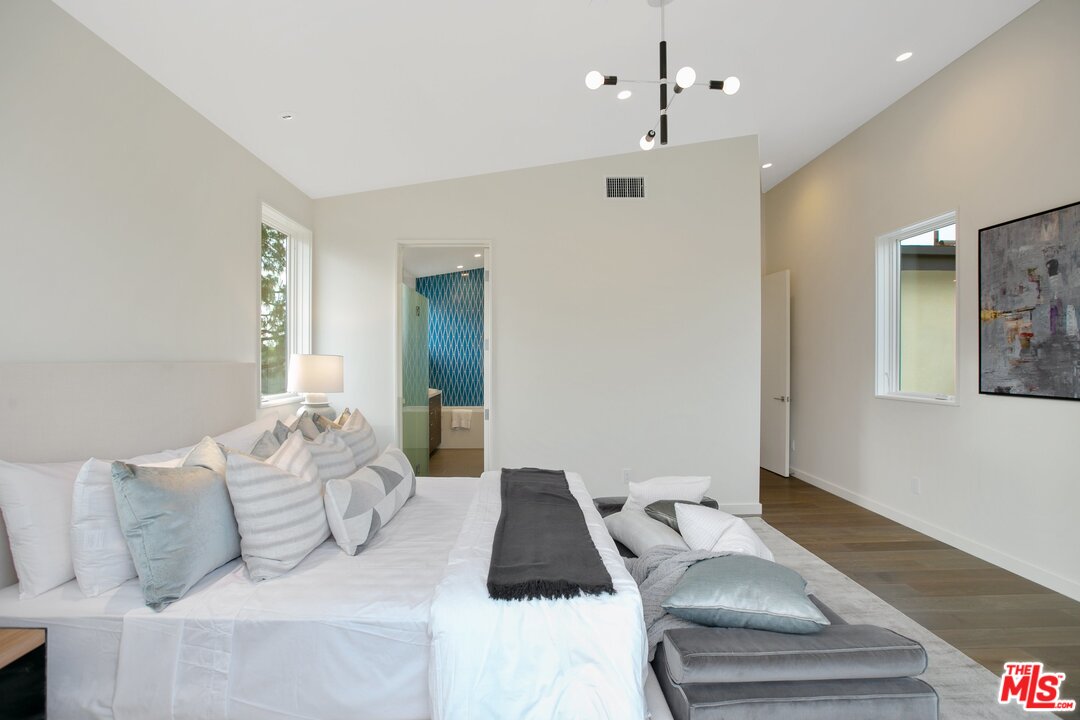 5327 Dobson Way Culver City, CA 90230 - Photo 27 of 40