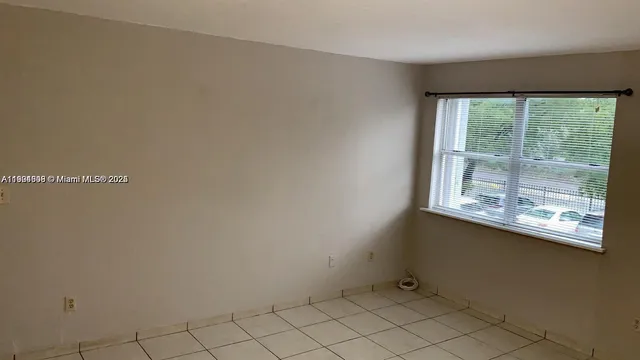 $1,675 | 5501 Northwest 7th Street, Unit E216, Miami, FL 33126