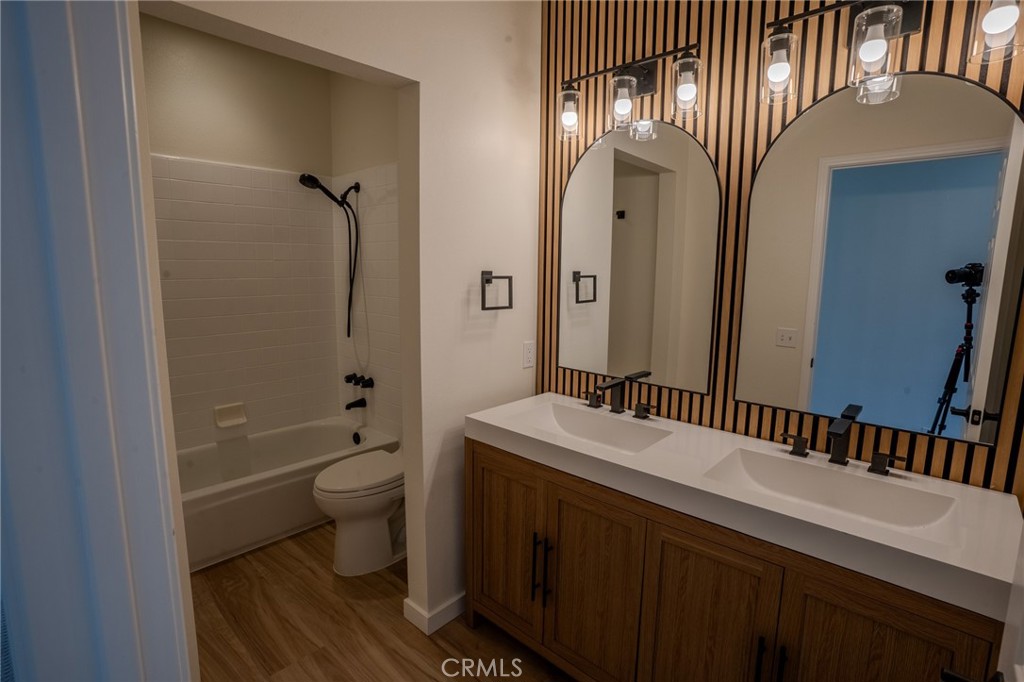 6237 Surfcove Circle Huntington Beach, CA 92648 - Photo 20 of 34