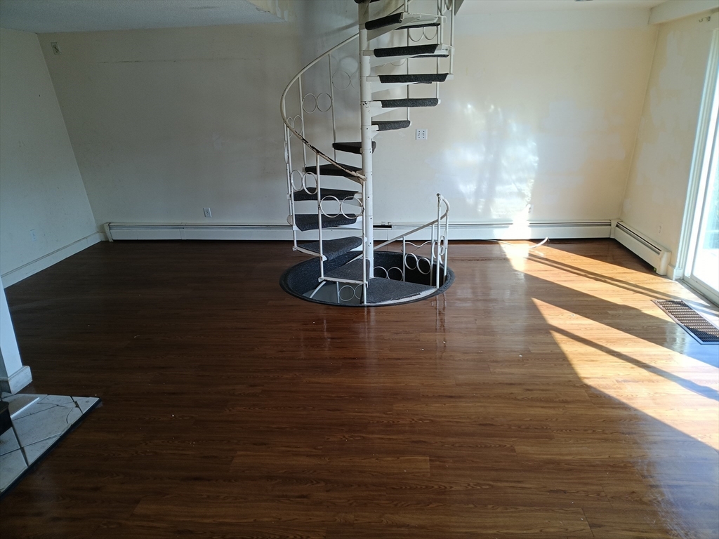 44 Valley Road Lynn, MA 01902 - Photo 12 of 26 Gallery Image 12