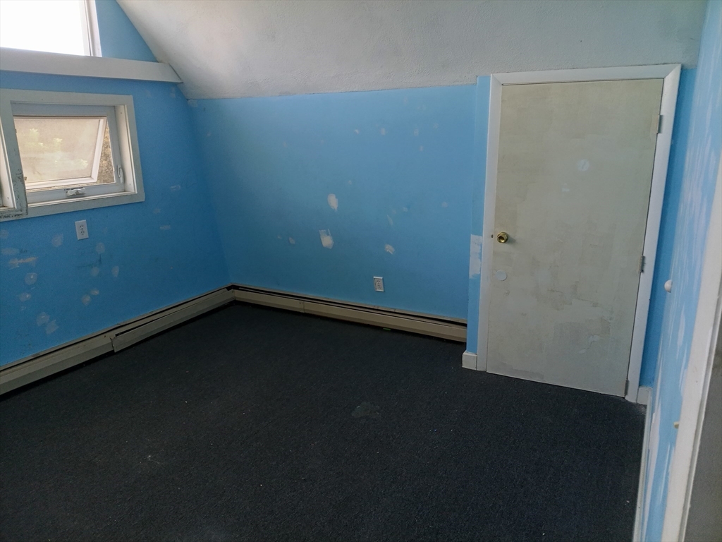 44 Valley Road Lynn, MA 01902 - Photo 15 of 26 Gallery Image 15