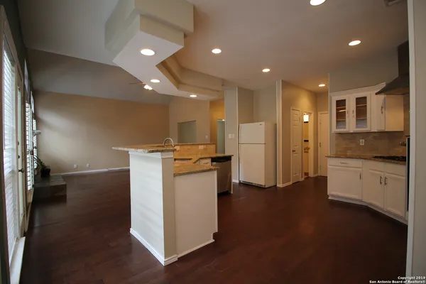 $2,000 | 12802 Aqua Valley, Helotes, TX 78023