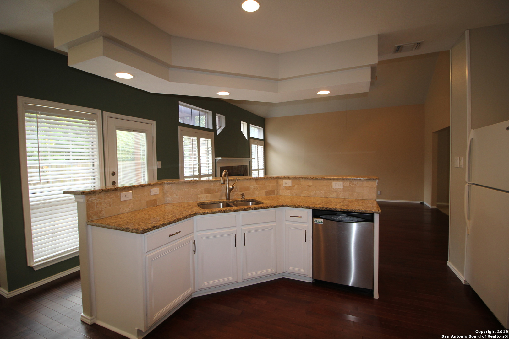 12802 Aqua Valley Helotes, TX 78023 - Photo 6 of 18