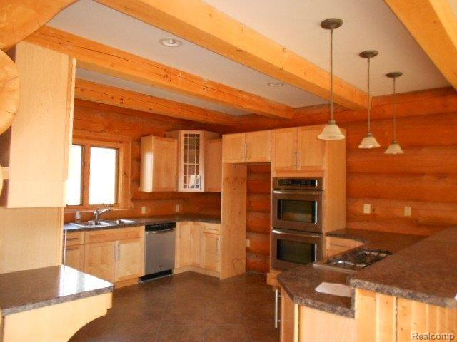 8095 Rattalee Lake Road Clarkston, MI 48348 - Photo 6 of 15 6.JPG