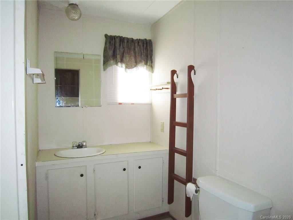 26 Holly Ridge Road Candler, NC 28715 - Photo 10 of 17 Gallery Image 10