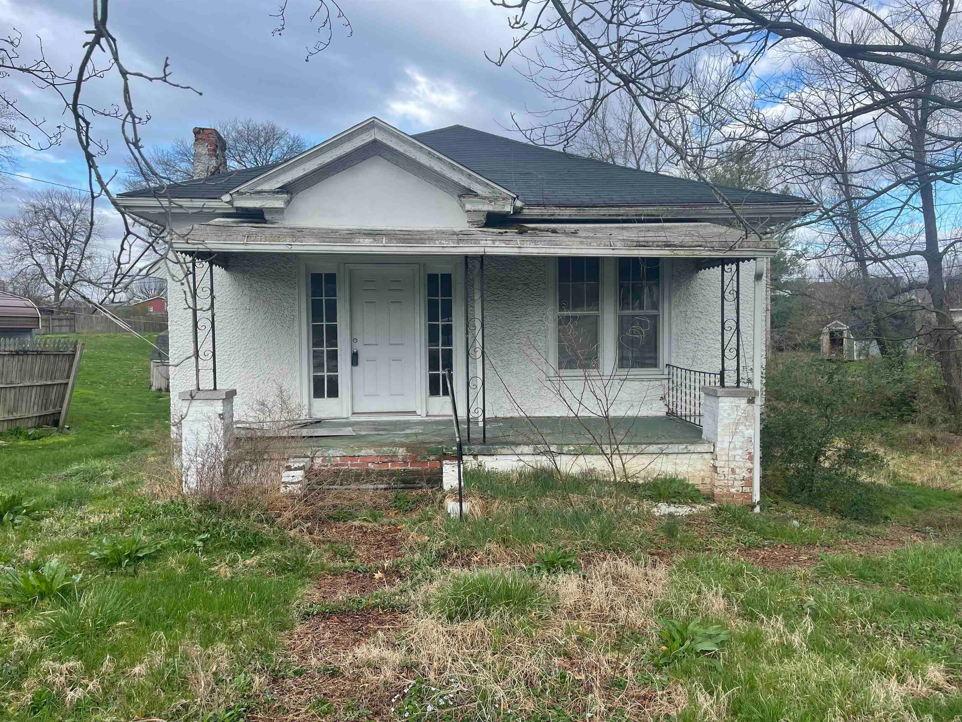 3042 Waverly Road Huntington, WV 25704 - Photo 1 of 5 Gallery Image 1
