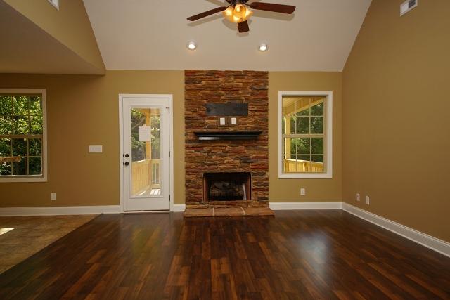76 Pine Ridge Clarksville, TN 37040 - Photo 3 of 20 Gallery Image 3