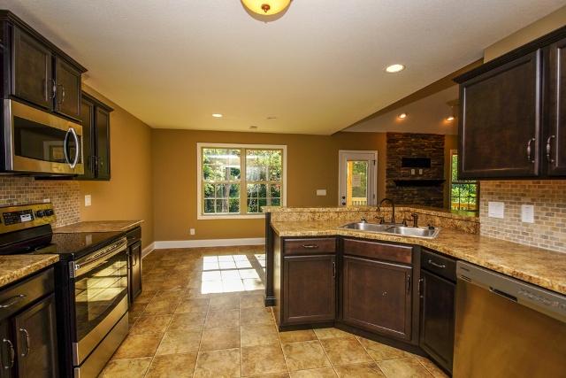 76 Pine Ridge Clarksville, TN 37040 - Photo 7 of 20 Gallery Image 7
