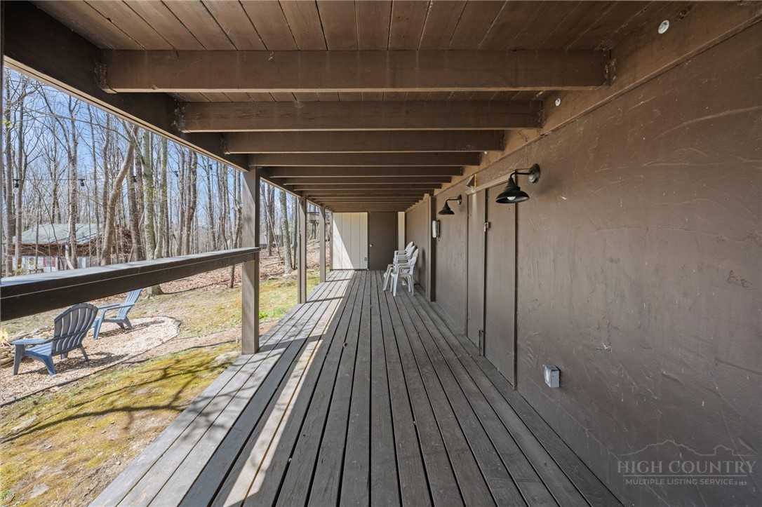 811 Pine Ridge Road Beech Mountain, NC 28604 - Photo 24 of 26 a view of balcony with wooden floor