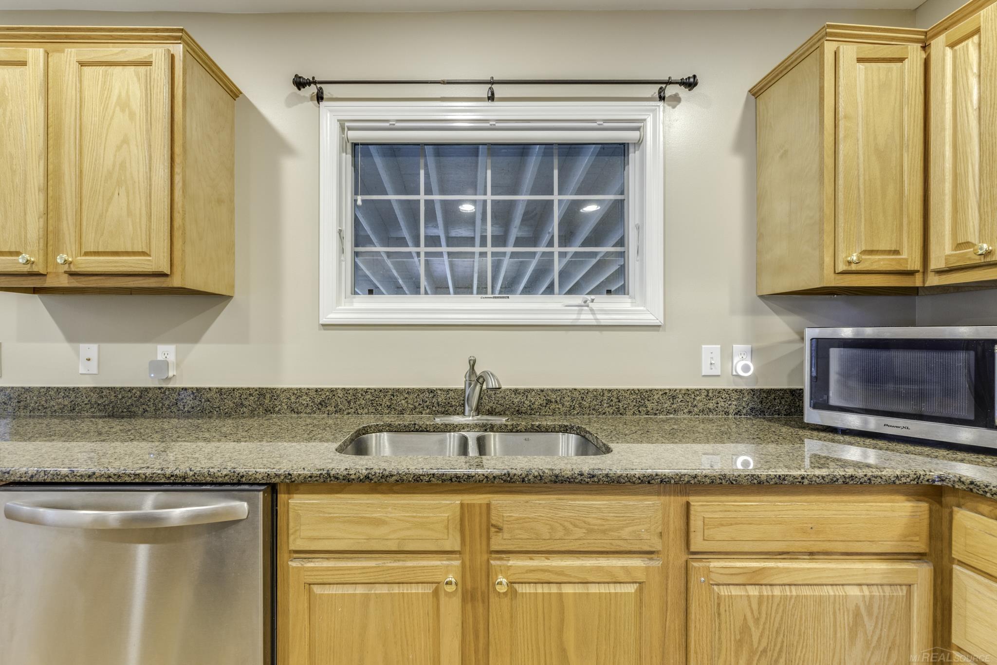 4484 Lakeshore Road Lexington, MI 48450 - Photo 13 of 93