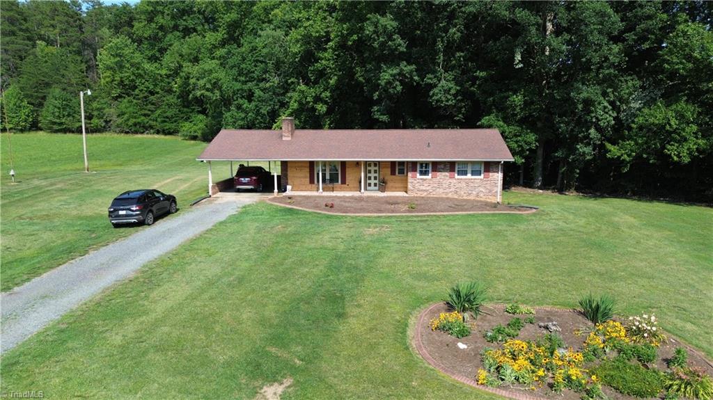 222 Timberlake Trail Elkin, NC 28621 - Photo 3 of 32