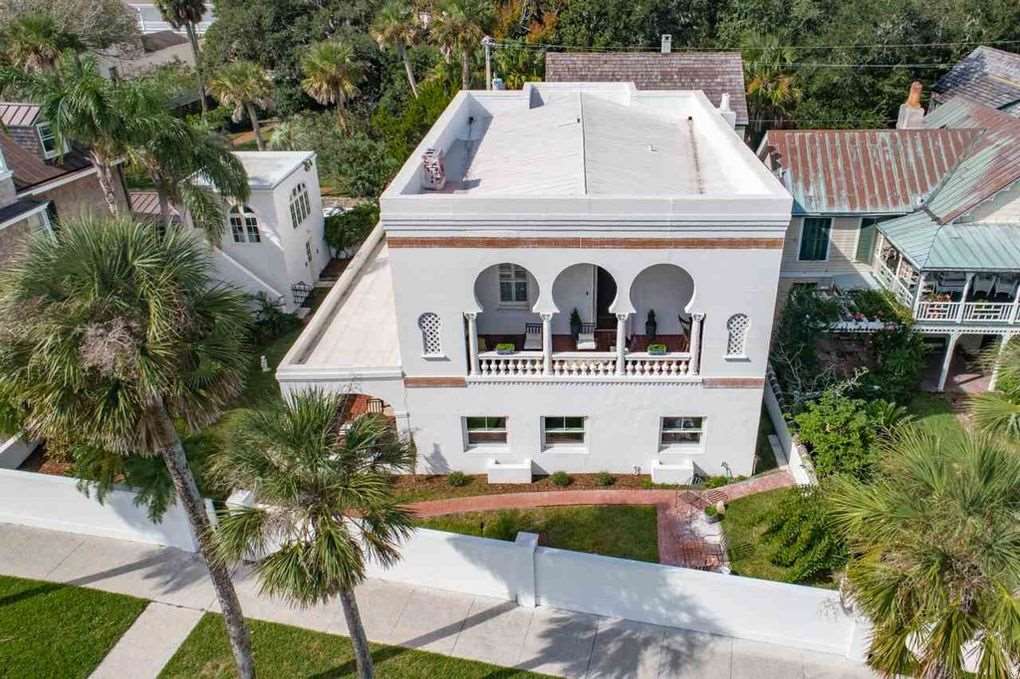 174 Avenida Menendez — main view