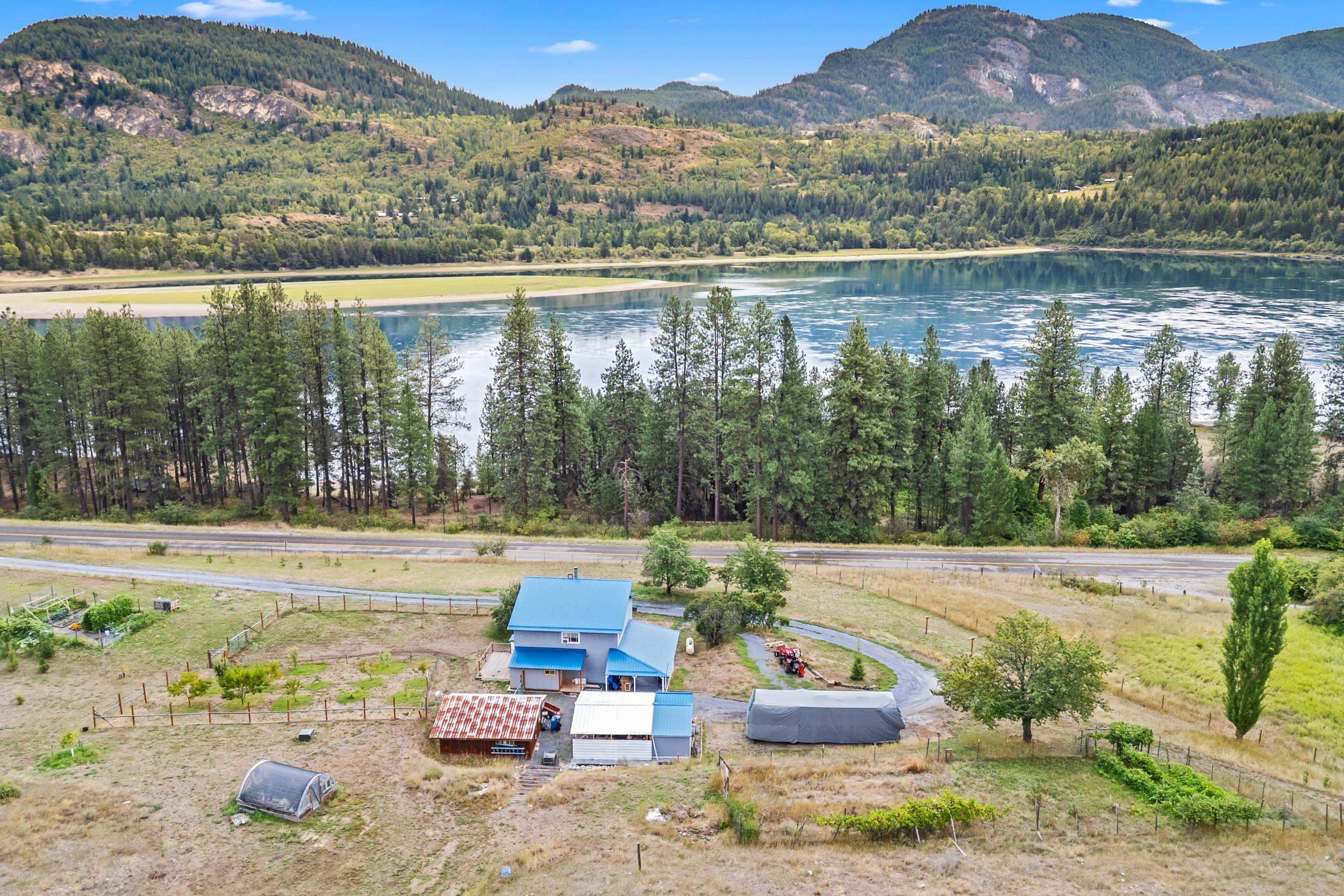 4217 Northport Flat Creek Road Kettle Falls, WA 99141 - Photo 25 of 38