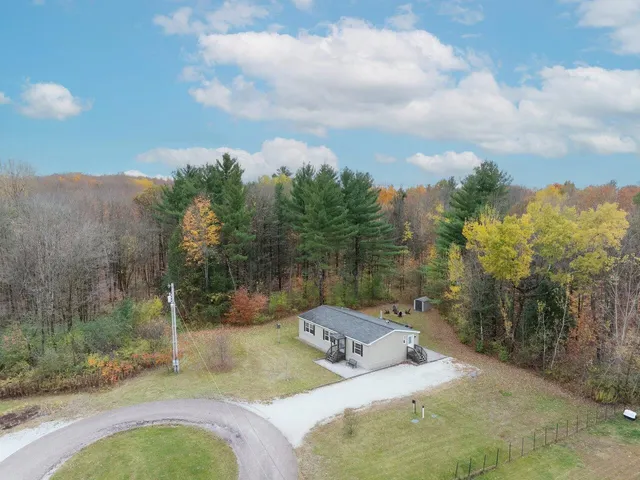 $329,000 | 908 Deer Yard Drive, St. Albans, VT 05478