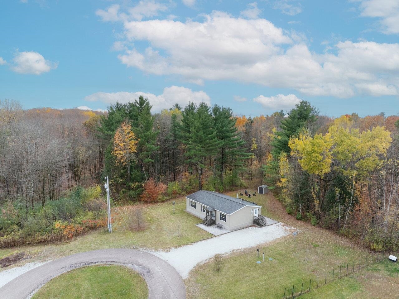 908 Deer Yard Drive Highgate, VT 05478 - Photo 3 of 41