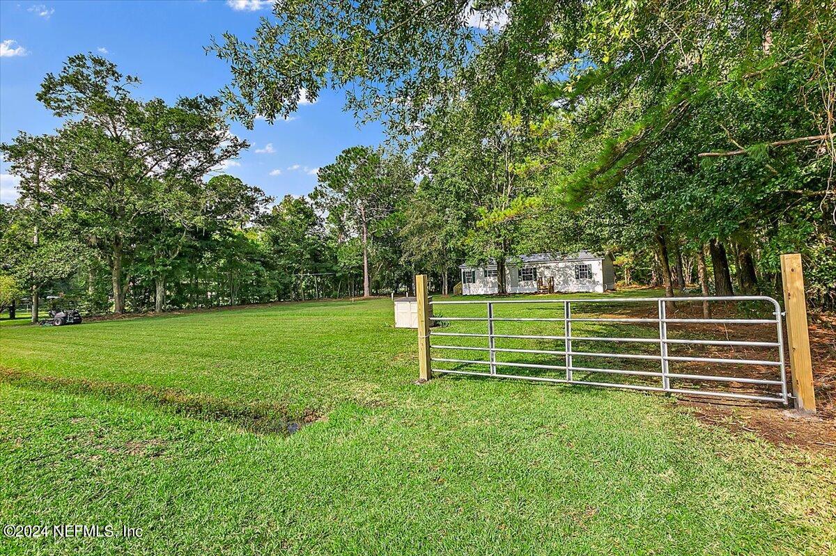 17-Front Yard