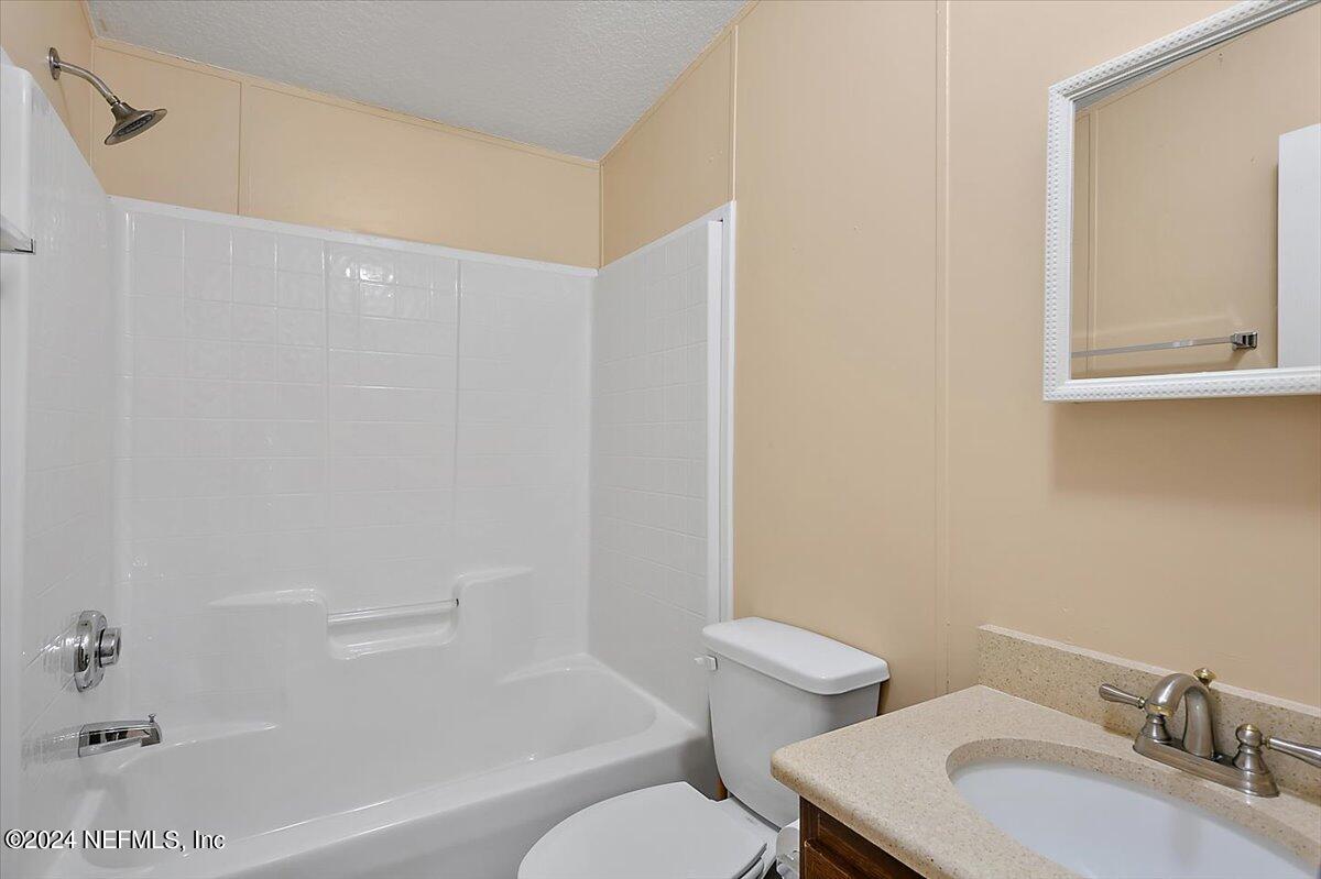 1254 Rigdon Road Jacksonville, FL 32220 - Photo 16 of 22 12-Bathroom