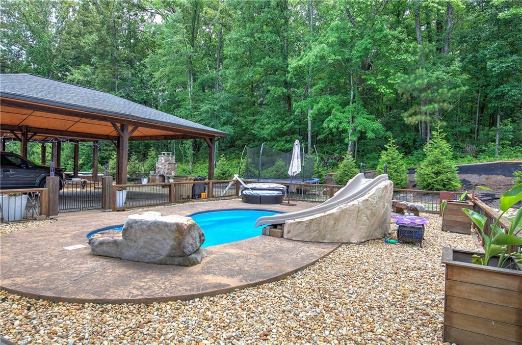 170 Gaddis Road Northwest Cartersville, GA 30120 - Photo 5 of 45