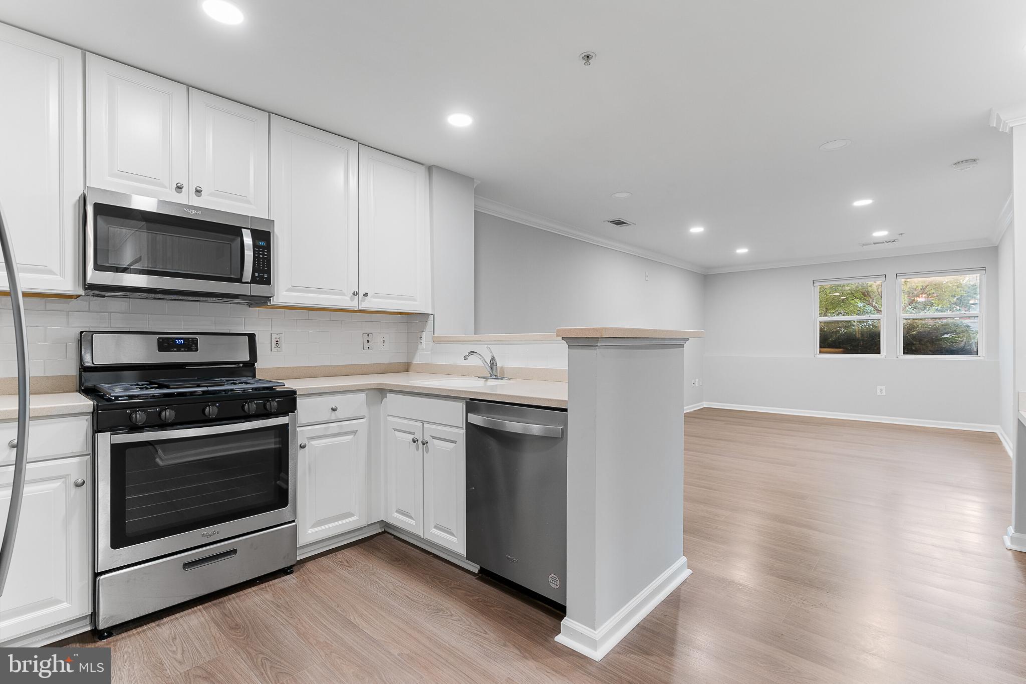 12001 Market Street, Unit T37 Reston, VA 20190 - Photo 14 of 14 Bright, open-floor plan.